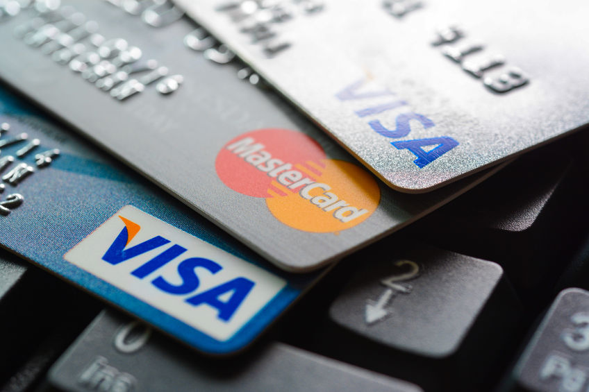 信用卡全额罚息被指“霸王条款”　透支全额支付利息部分条款有望成历史