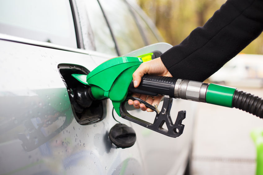国内成品油调价窗口开启　本轮油价预计将会下调