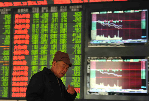 Chinese shares fall further, key index hits over-two-year low