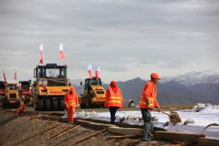 建材板块充当反弹先锋　水泥区域龙头受关注