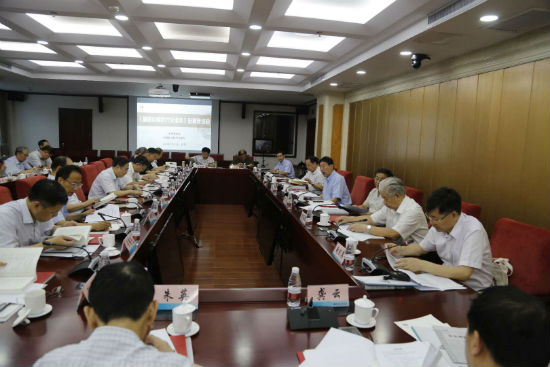 《简明中国近代史读本》出版座谈会在北京举行
