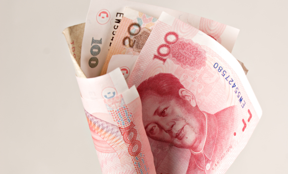 China's yuan further strengthens against USD