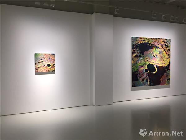 “The Moon”个展现场 “The Moon”个展现场