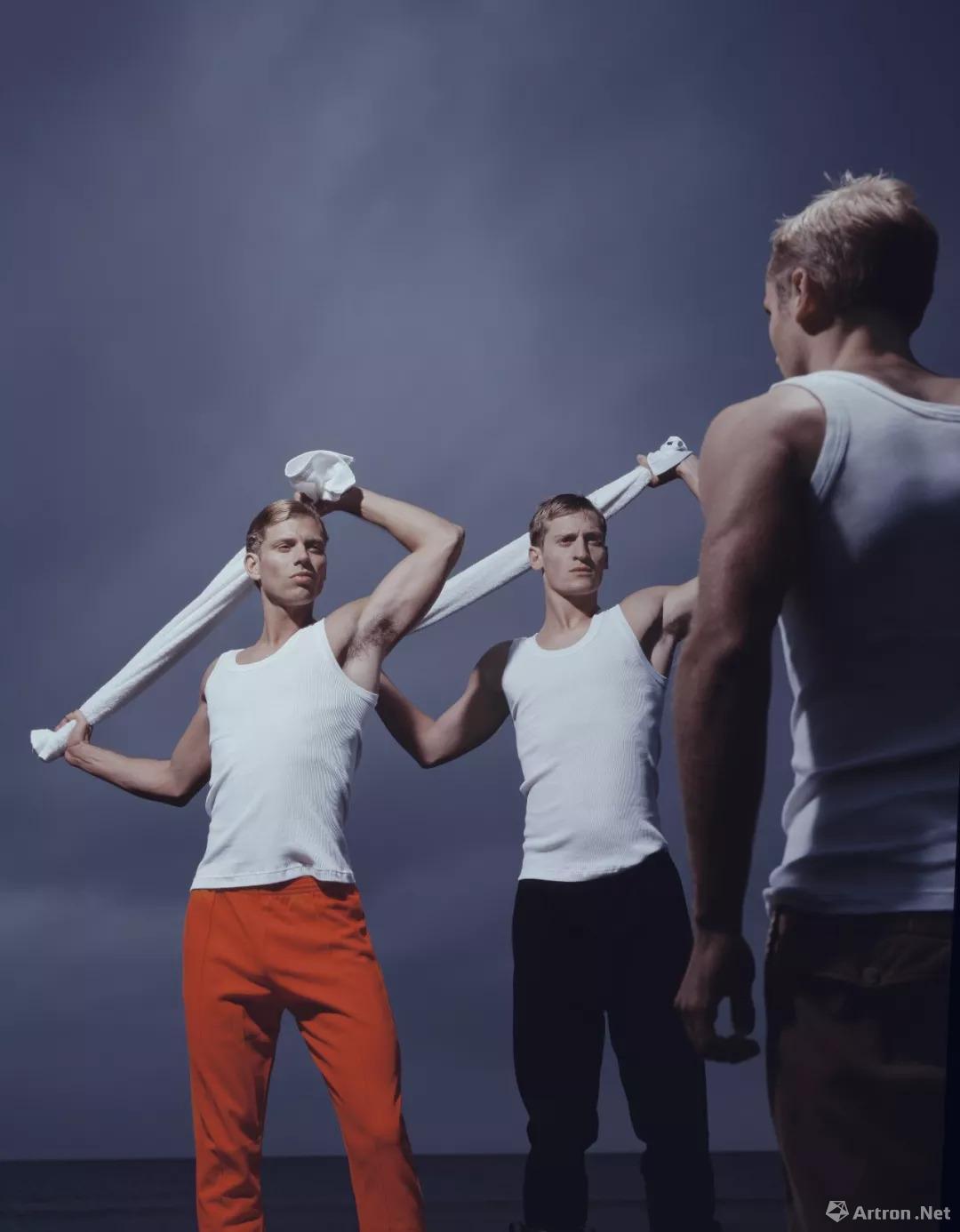 《运动》 “普洛拉”系列 2004 《运动》 “普洛拉”系列 2004