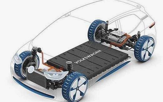 德国电动车新平台主席称德应自产电池
