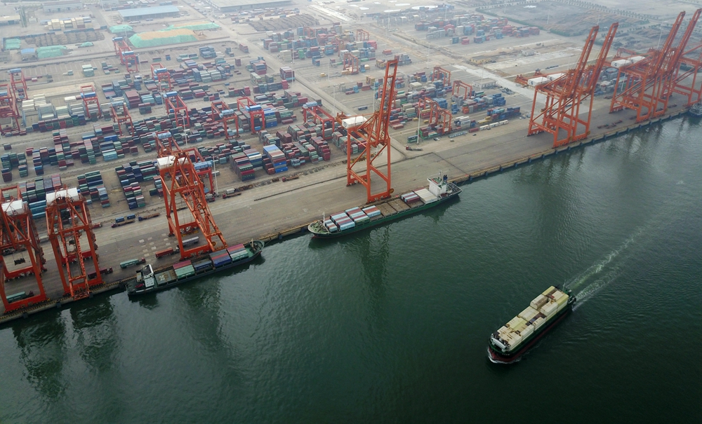 China's foreign trade increases amid WTO's gloomy outlook for global trade