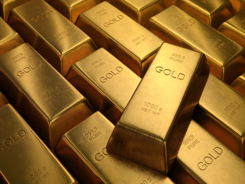 COMEX黄金期货大涨 机构看多金价和黄金股后市