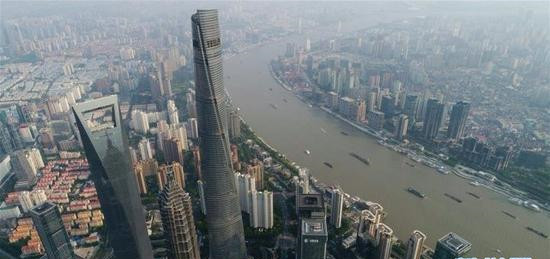 China's GDP grows 6.7 pct in first 3 quarters 