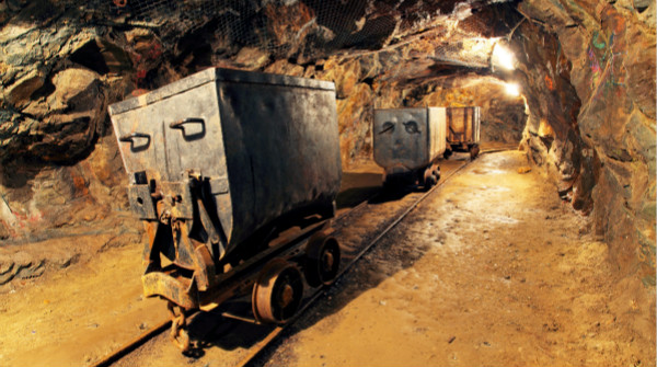 铁矿石境外交易者持续增加 国际“引力”显著增强
