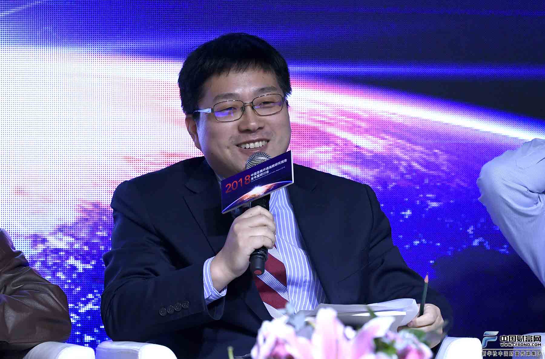 北京大学新结构经济学研究院副院长王勇