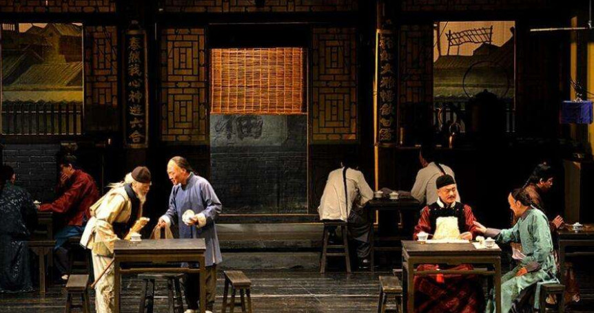被颠覆与解构的《茶馆》