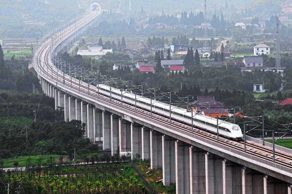 Economic Watch: China's economic activity remains stable, growth target attainable