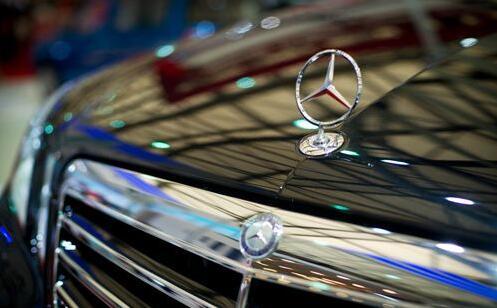 梅赛德斯-奔驰蝉联全球豪华汽车品牌年度销量冠军