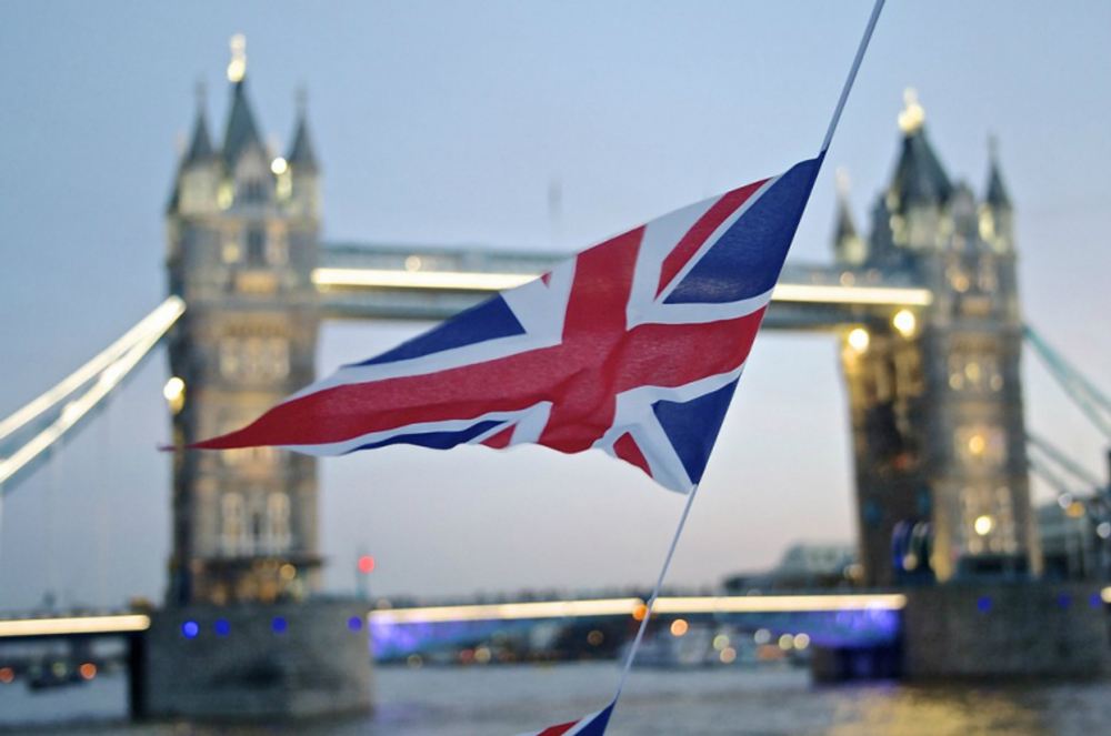 英国议会下院否决“脱欧”协议 金融市场情绪稳定