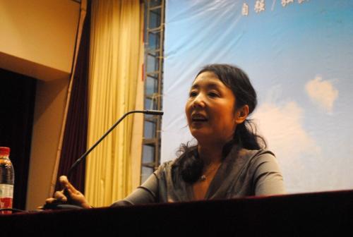 台北文学季3月开跑 严歌苓将赴台分享创作经历
