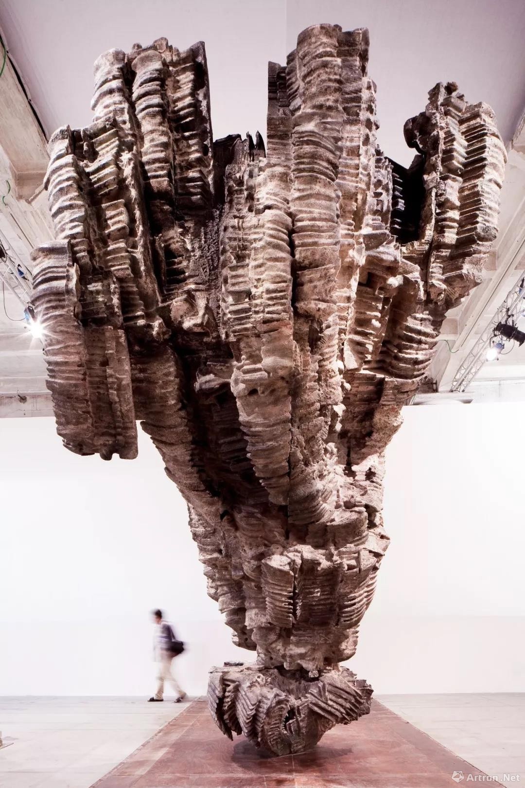 罗伯特·库奇作品于2017年威尼斯双年展意大利馆展出现场图片，©️罗伯特·库奇，摄影：Francesco Galli 