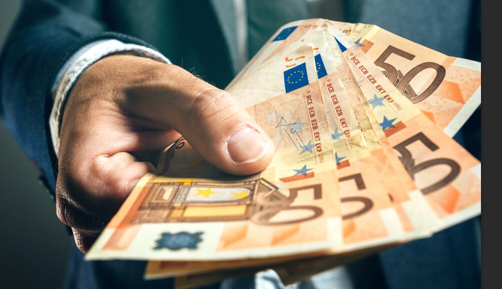欧央行“放鸽” 欧元重挫至近九个月来低位