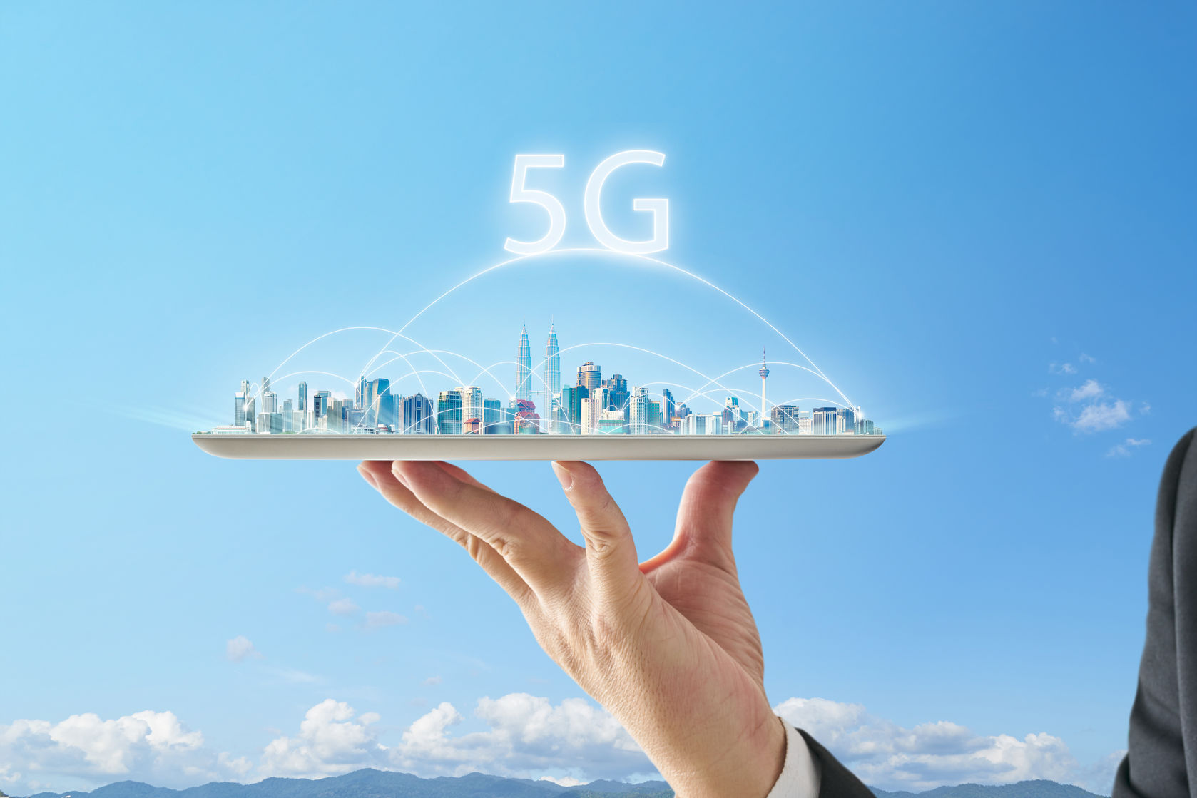 科技大佬热议5G商用 产业互联网驶入快车道 