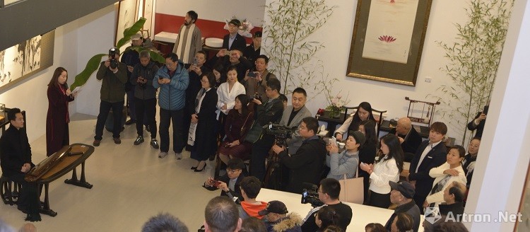 gytl9XsKlVPMC4ZelezY9i1RIr02mvNd5PKu8sbJ.jpg