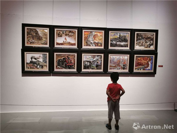 “光辉历程 红色经典——庆祝新中国成立70周年”全国第六届架上连环画展在重庆开幕