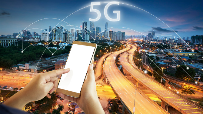 中国移动发布“5G+”  2019年基站建设料超5万个