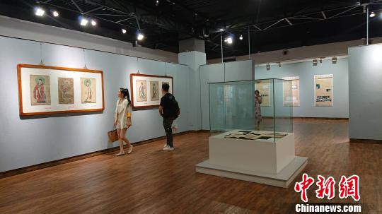 陕西省图书馆展出宋元古籍 倡导全民阅读文化经典