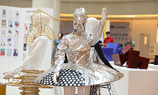 “香江国际· 百年包豪斯 · 青年艺术家作品展”开幕