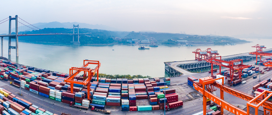 前10个月上海口岸出口增长进口下降