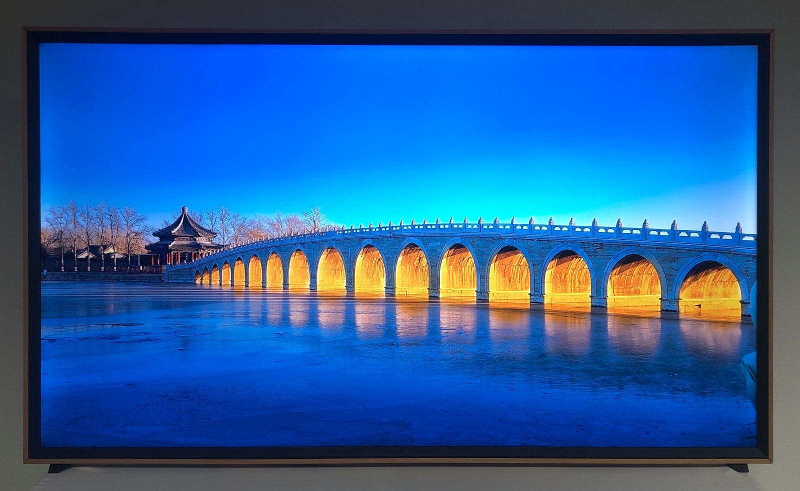 BOE画屏S3：用数字艺术打造家庭画廊