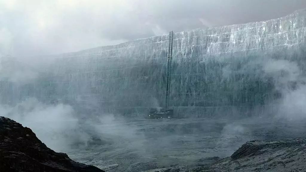 今日三年展 | 在美术馆翻墙是怎样一种体验？