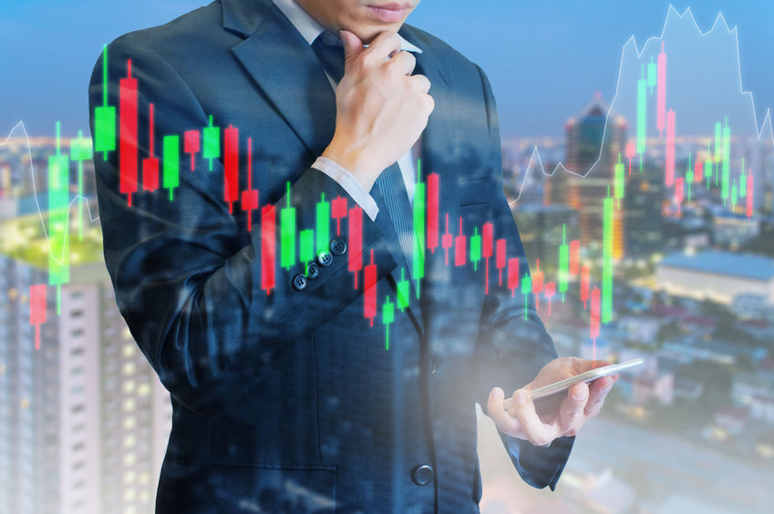 电竞人才缺口50万冲热搜！网友：“现在转行还来得及不？”