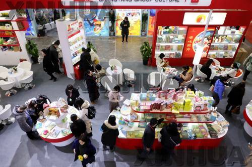 传统出版机构主动“触网” 网络文学正在实现新超越