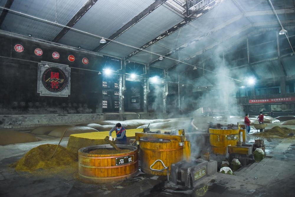 传承酿造初心 抗击疫情时艰 泸州老窖春酿出酒封藏