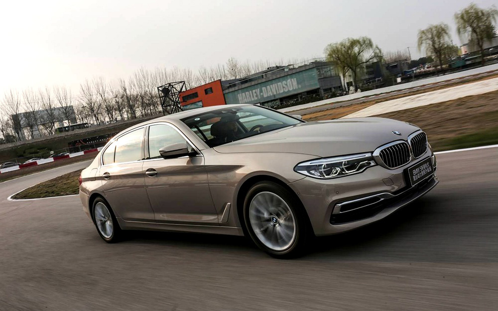 【财富评测】性能与经济性兼顾——试驾BMW 5系插电混动里程升级版