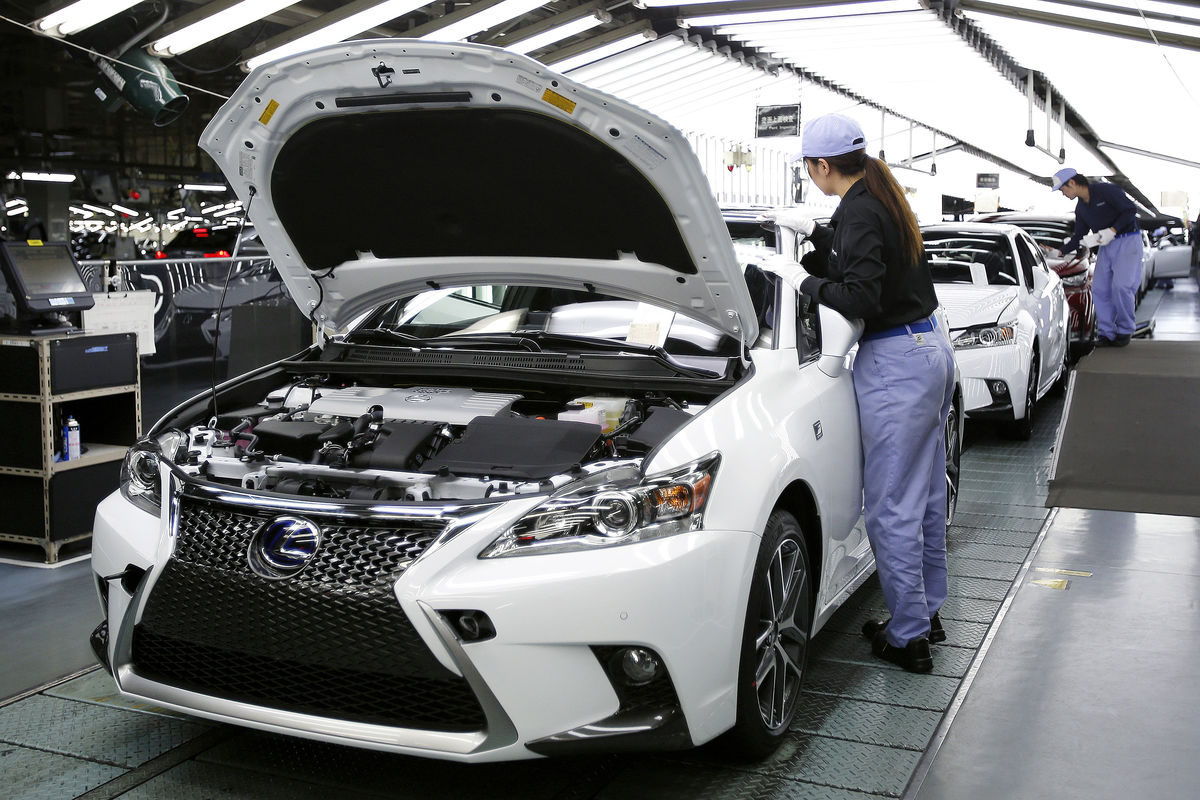 乘联会：4月乘用车零售143万辆 同比下降5.6%