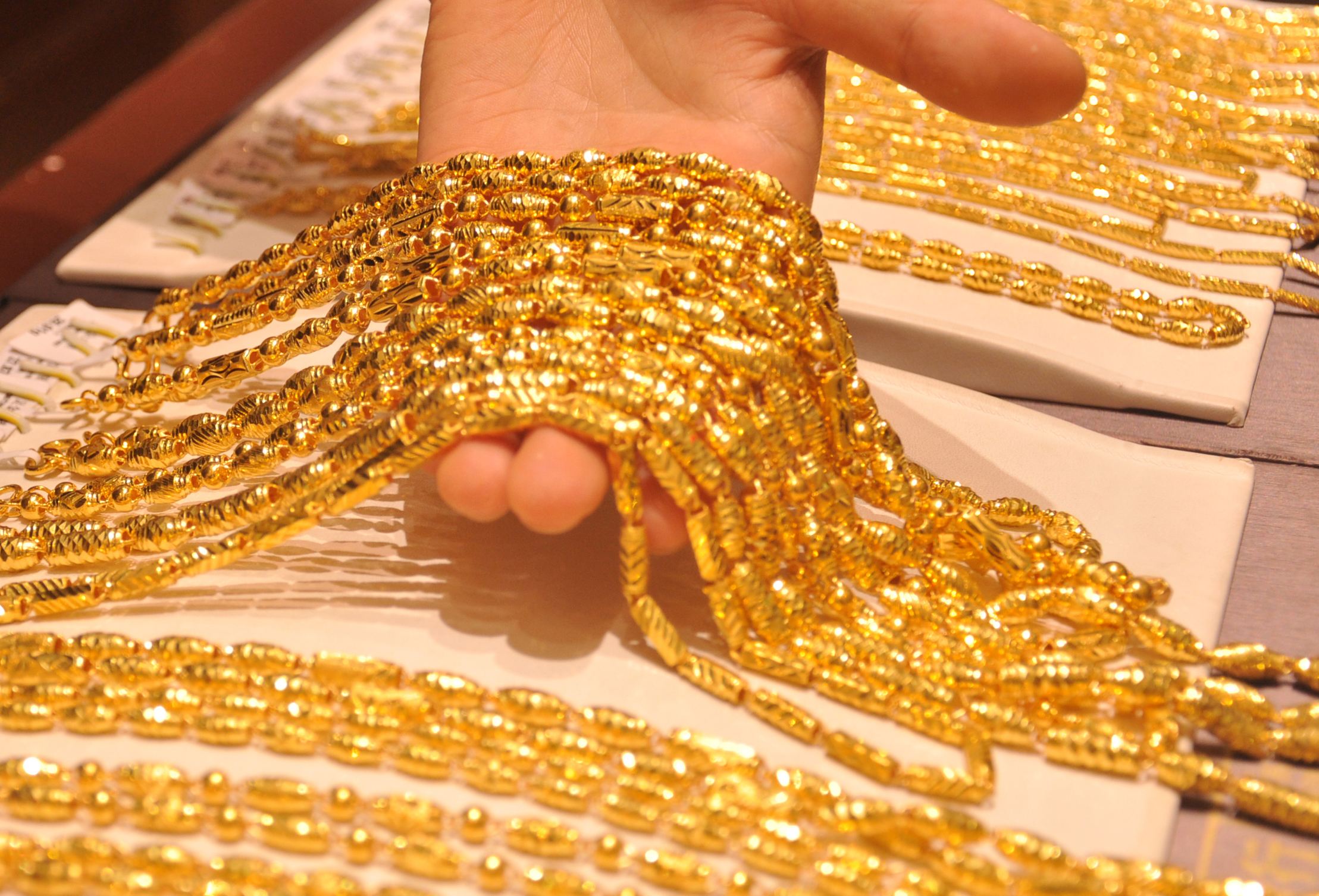 沙拿利：中国珠宝首饰市场黄金占七成以上份额