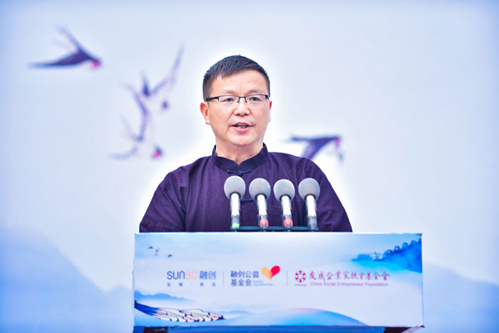 鞏固扶貧成果 融創(chuàng)以“龍?zhí)翗颖尽睘榈浞督⒎鲐氶L效機(jī)制
