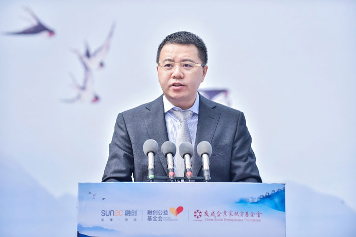 鞏固扶貧成果 融創(chuàng)以“龍?zhí)翗颖尽睘榈浞督⒎鲐氶L效機(jī)制