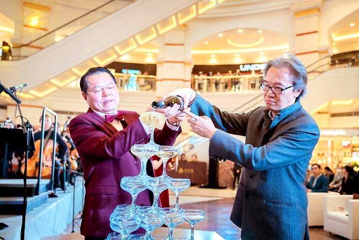 上海环球港金色大厅璀璨盛启 美育艺术实践基地揭牌仪式隆重举行