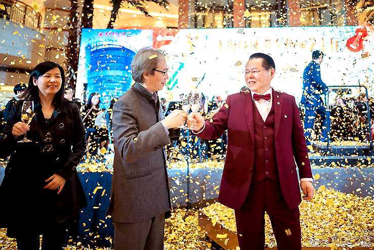 上海环球港金色大厅璀璨盛启 美育艺术实践基地揭牌仪式隆重举行