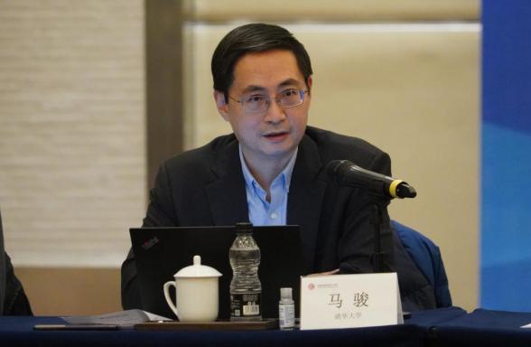 央行货币政策委员会马骏：应该永久性取消GDP增长目标