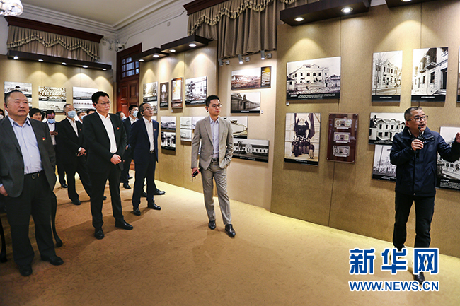 以张謇精神作答使命担当——新城集团高管走进南通博物苑