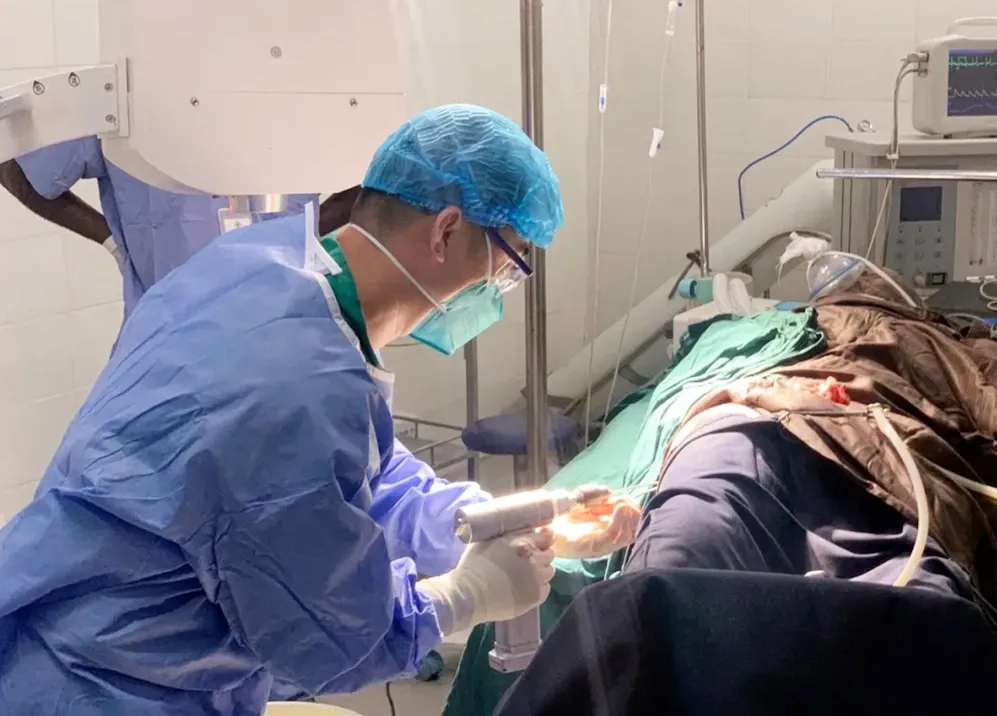 中国第28批援几内亚医疗队引入ERAS救治高龄骨科患者