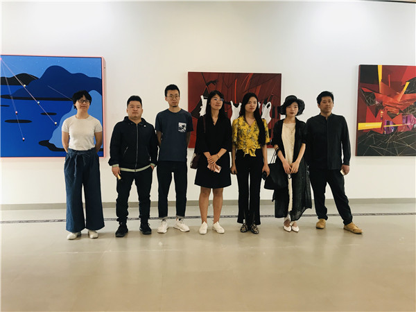 日常之诗—当代青年艺术家群展在嘉都社区中心开幕