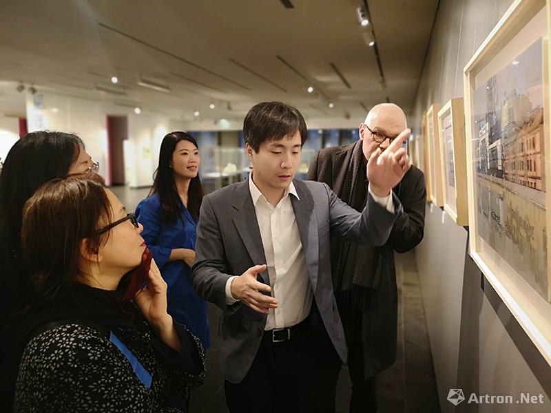 "风从海上来"上海美术学院教授优秀作品展亮相柏林