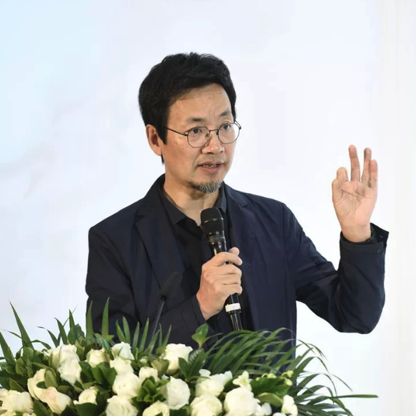 logo 设计者广州美术学院视觉艺术设计学院院长 教授曹雪以"视觉之能"