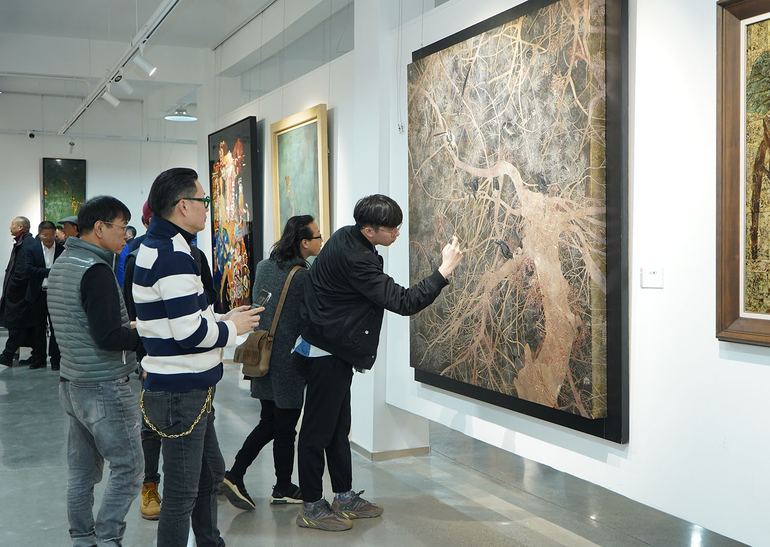 2020红顶迎春名家绘画作品展隆重开幕 红顶艺术小镇迎来首批入驻艺术