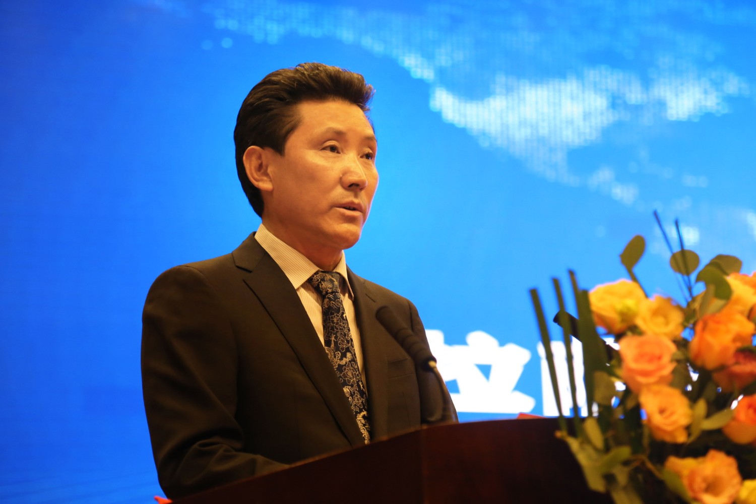 正式签约!洋河启动"拉萨朗热酒村",续写"苏藏一家亲"